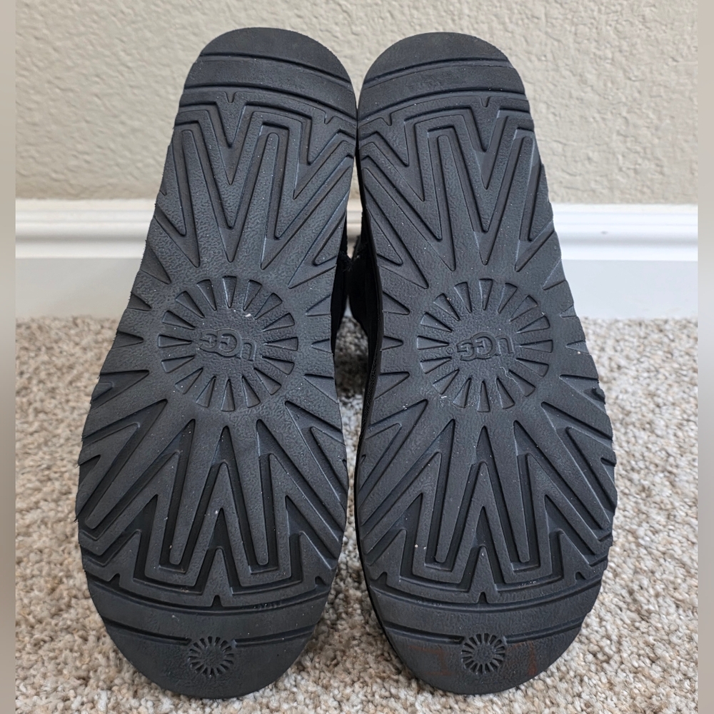 UGG Black Winter Boots - Picture 8 of 10